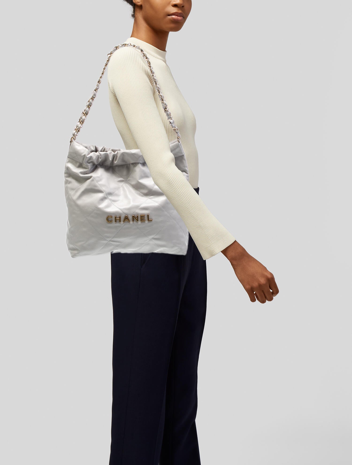 Chanel 2025 Small 22 Hobo w/ Pouch w/Tags