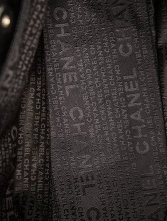 Chanel Reissue Cerf Tote