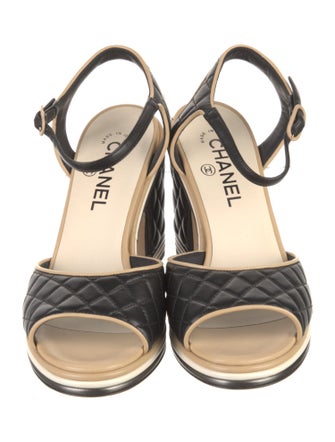 Chanel 2019 Interlocking CC Logo Slingback Sandals