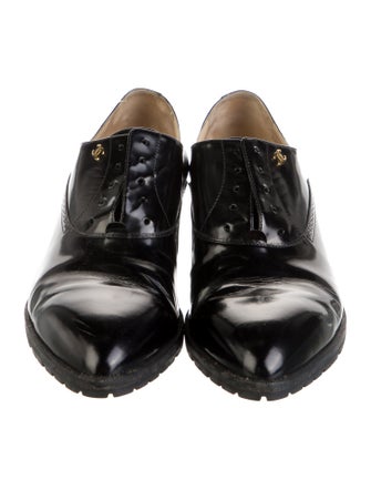 Chanel Interlocking CC Logo Leather Oxfords