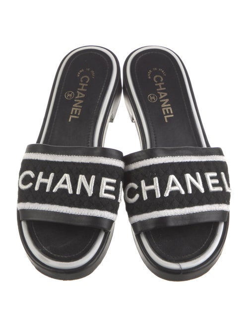 Chanel 2021 Interlocking CC Logo Slides