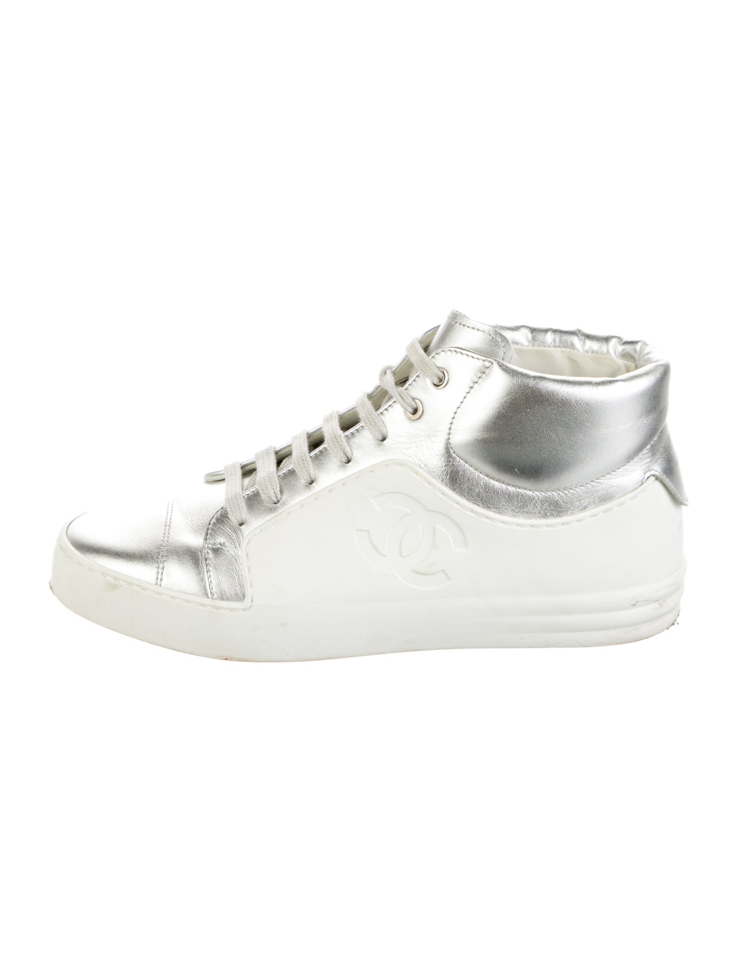 Chanel Interlocking CC Logo Leather Sneakers