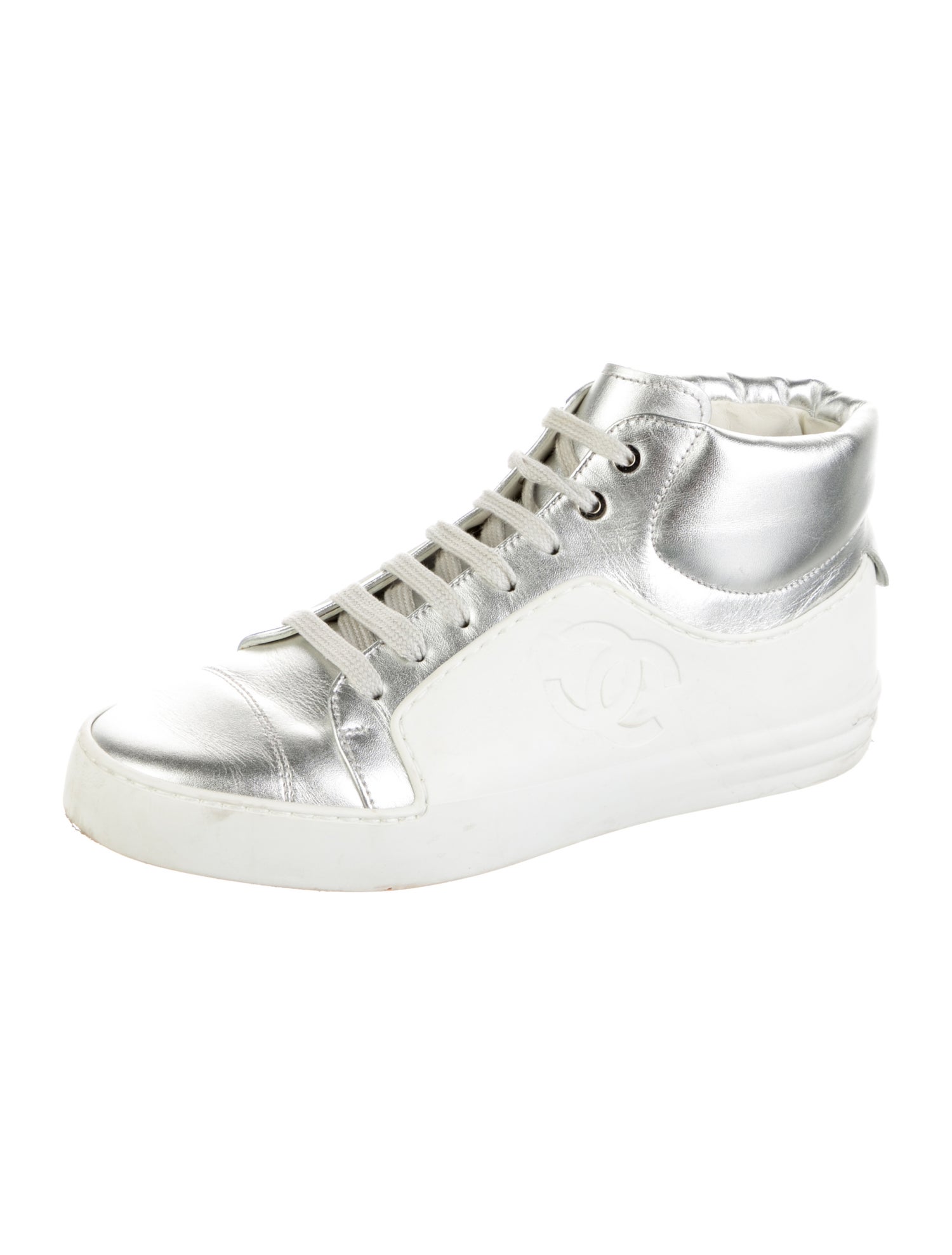 Chanel Interlocking CC Logo Leather Sneakers