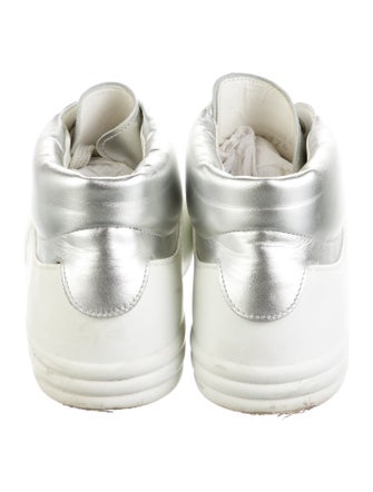 Chanel Interlocking CC Logo Leather Sneakers