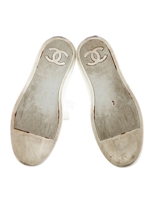Chanel Interlocking CC Logo Leather Sneakers