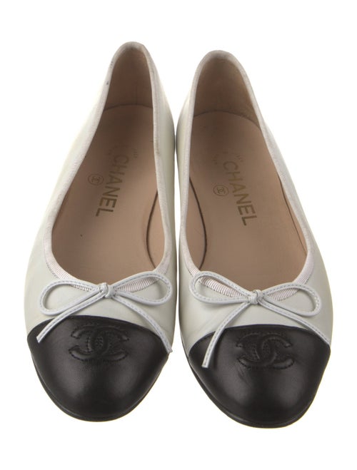 Chanel 2013 Interlocking CC Logo Ballet Flats