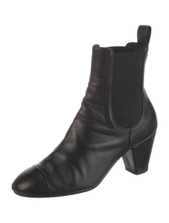 Chanel 2022 Interlocking CC Logo Chelsea Boots