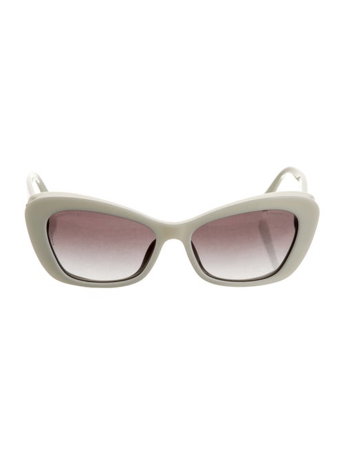 Chanel Interlocking CC Logo Cat-Eye Sunglasses