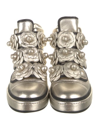 Chanel Interlocking CC Logo Leather Sneakers