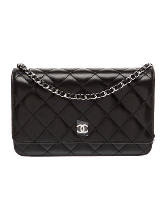 Chanel Classic Wallet on Chain