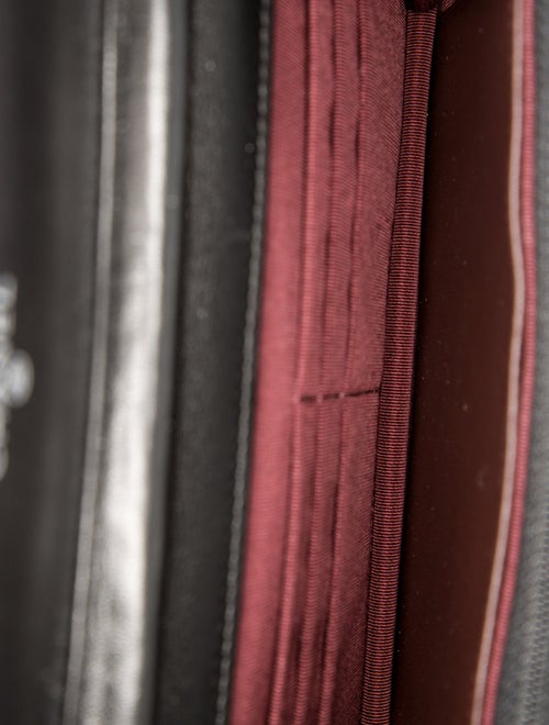 Chanel Classic Wallet on Chain