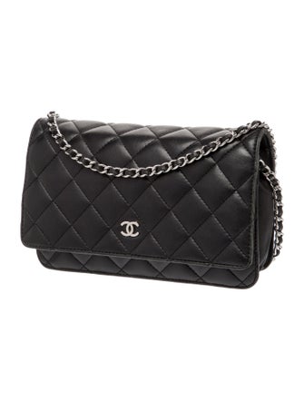 Chanel Classic Wallet on Chain