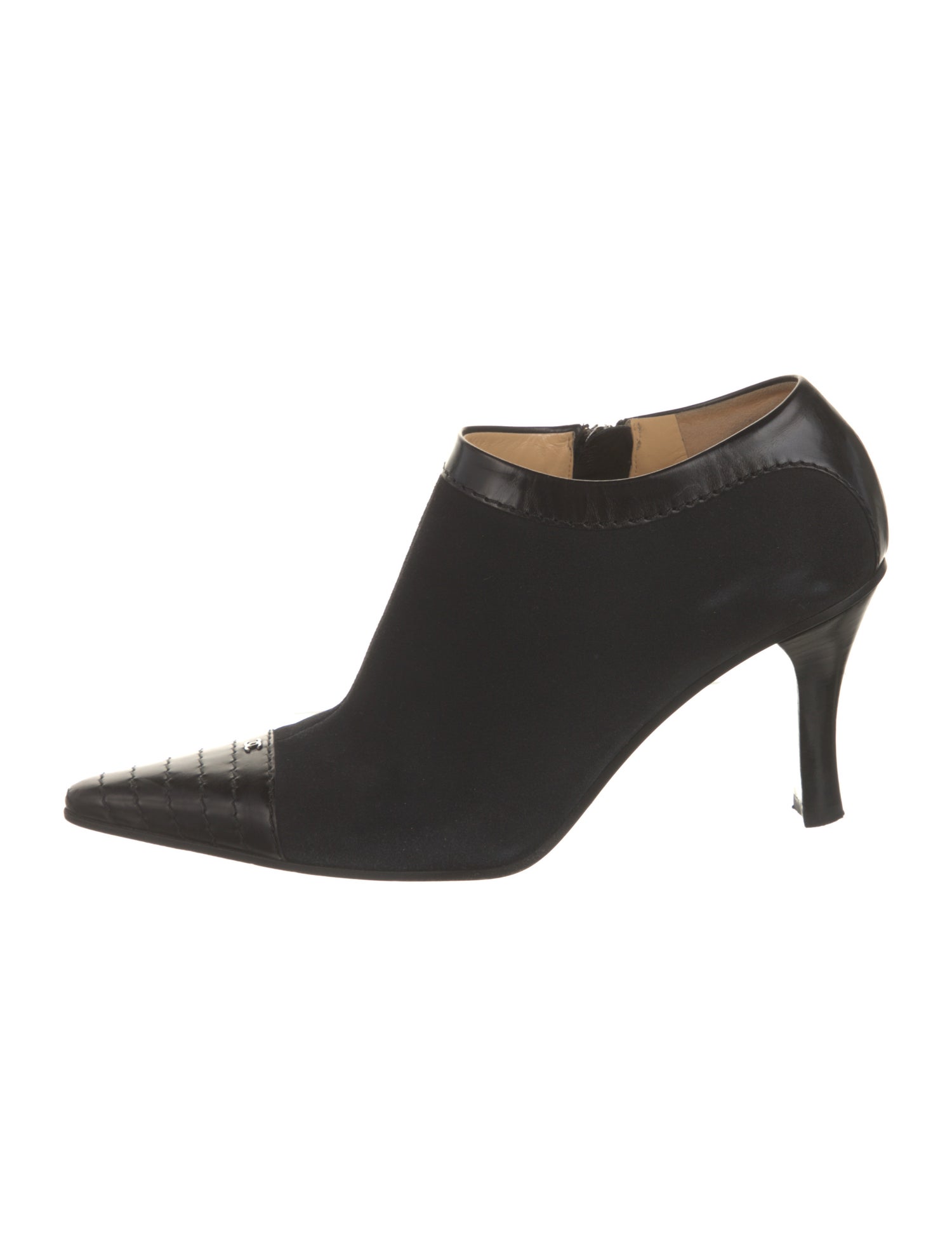 Chanel Vintage 2003 Boots