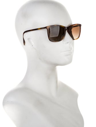 Chanel Interlocking CC Logo Wayfarer Sunglasses