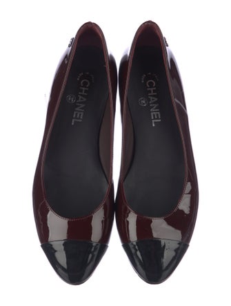Chanel Interlocking CC Logo Patent Leather Ballet Flats