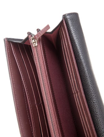 Chanel 2016 Interlocking CC Logo Trifold Wallet