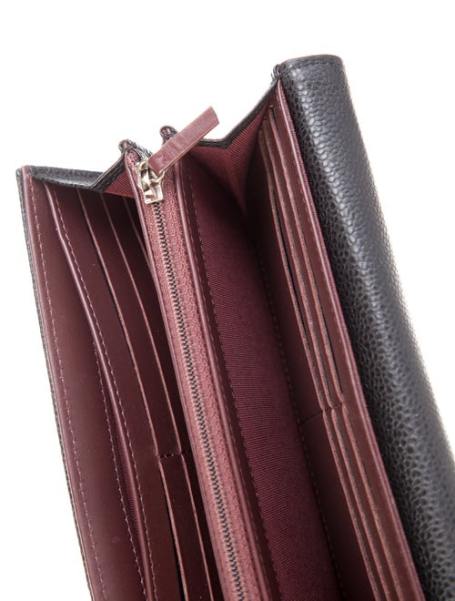 Chanel 2016 Interlocking CC Logo Trifold Wallet