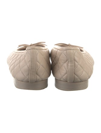 Chanel Interlocking CC Logo Leather Ballet Flats