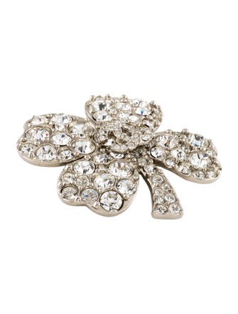 Chanel Strass CC Clover Brooch