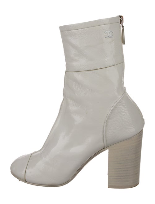 Chanel 2019 Interlocking CC Logo Boots