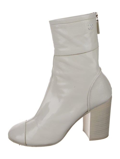 Chanel 2019 Interlocking CC Logo Boots