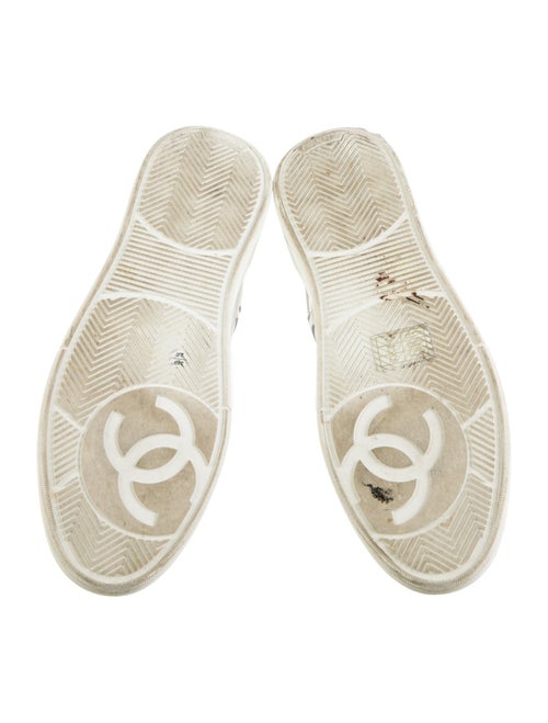Chanel Interlocking CC Logo Leather Sneakers