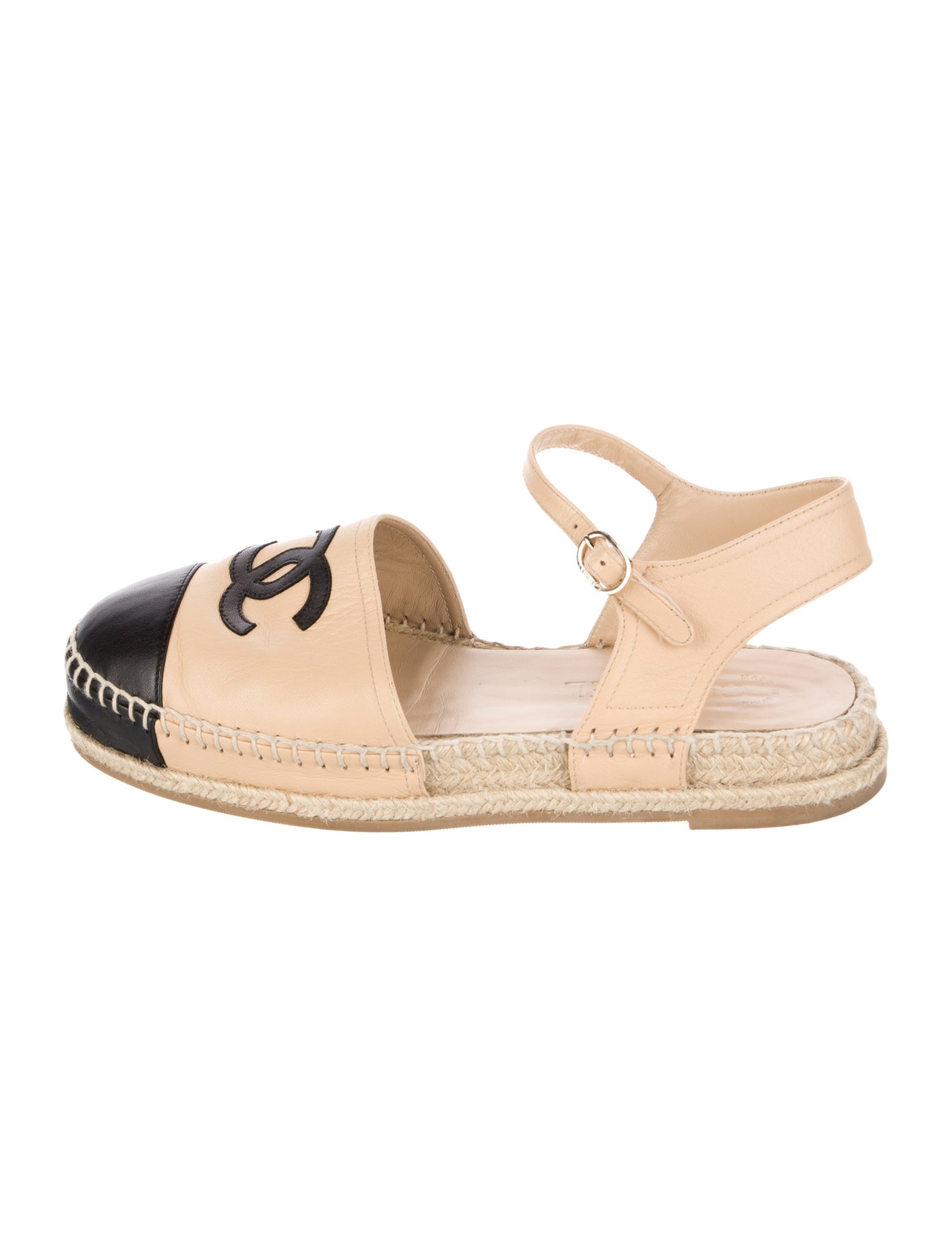 Chanel 2020 Interlocking CC Logo Espadrilles