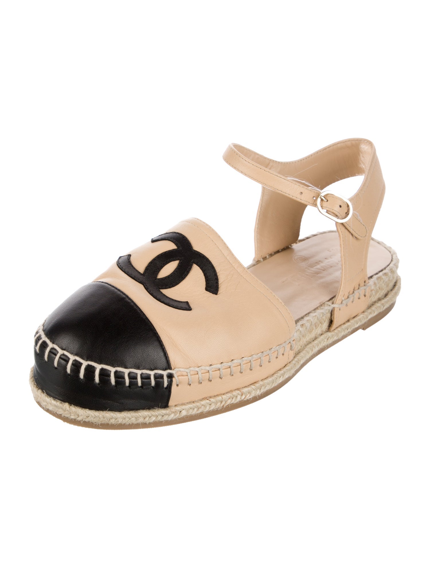 Chanel 2020 Interlocking CC Logo Espadrilles