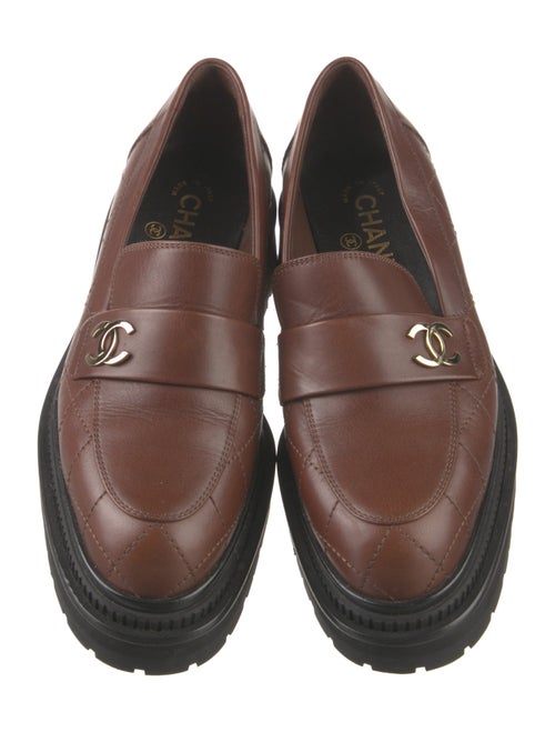 Chanel 2023 Interlocking CC Logo Pumps