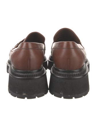 Chanel 2023 Interlocking CC Logo Pumps