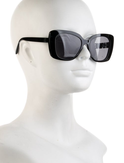 Chanel Interlocking CC Logo Oversize Sunglasses