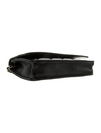 Chanel Classic Wallet On Chain