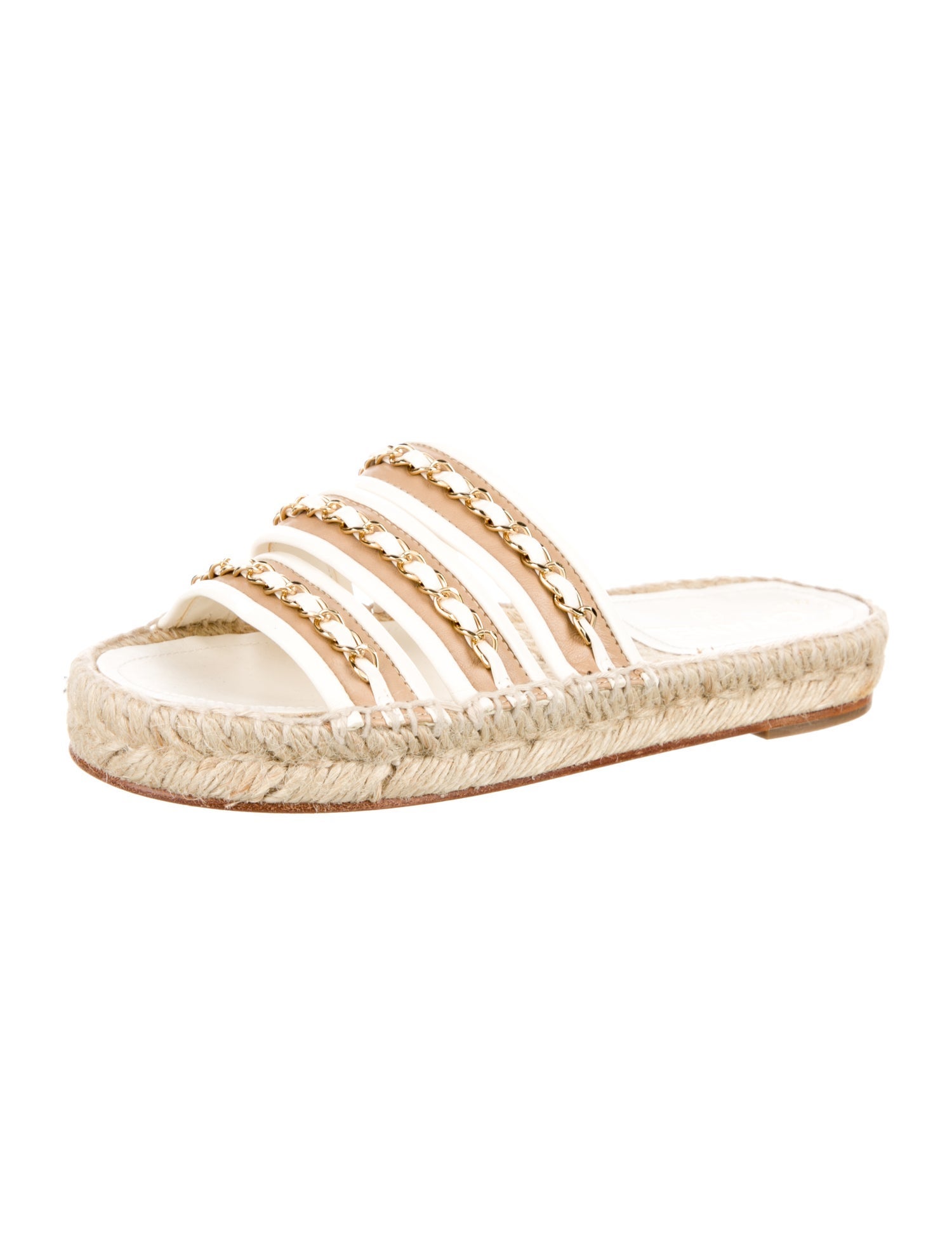 Chanel 2020 Interlocking CC Logo Espadrilles