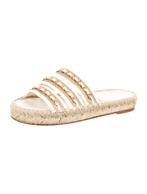 Chanel 2020 Interlocking CC Logo Espadrilles