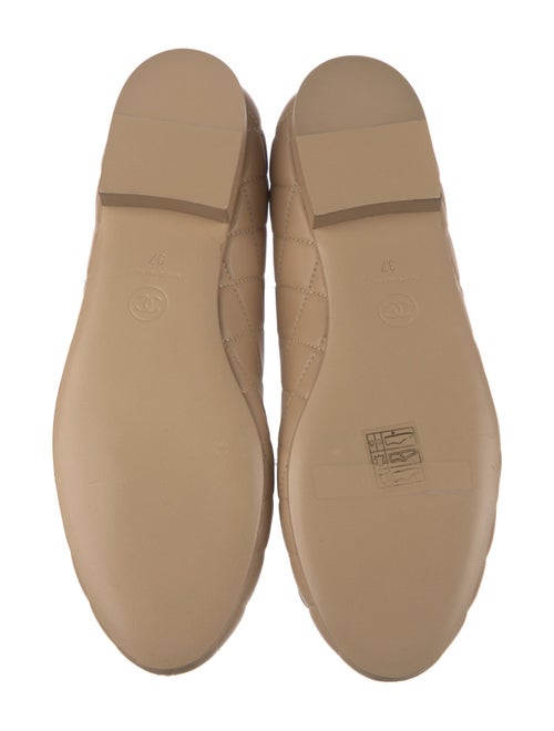 Chanel Interlocking CC Logo Leather Ballet Flats
