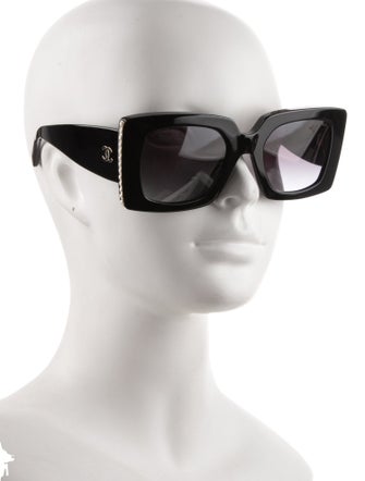 Chanel Interlocking CC Logo Cat-Eye Sunglasses