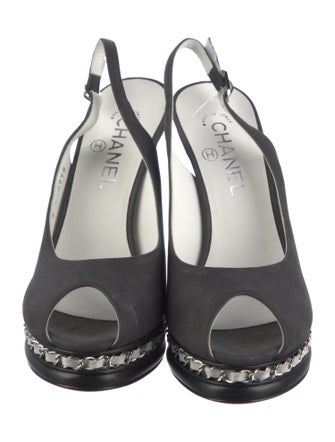 Chanel Chain-Link Accent Nubuck Slingback Pumps