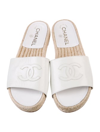 Chanel 2019 Interlocking CC Logo Espadrilles