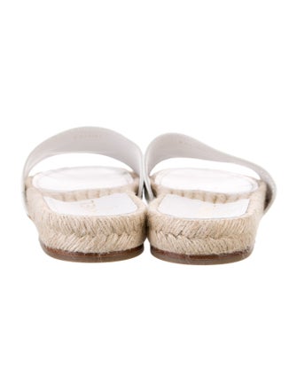 Chanel 2019 Interlocking CC Logo Espadrilles