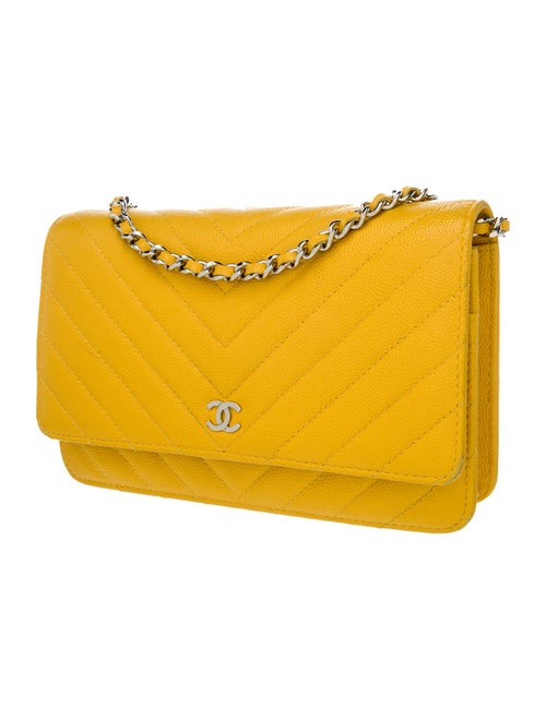 Chanel Classic Chevron Wallet On Chain