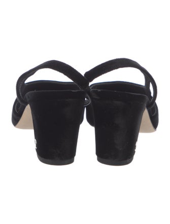 Chanel 2017 Interlocking CC Logo Slingback Pumps