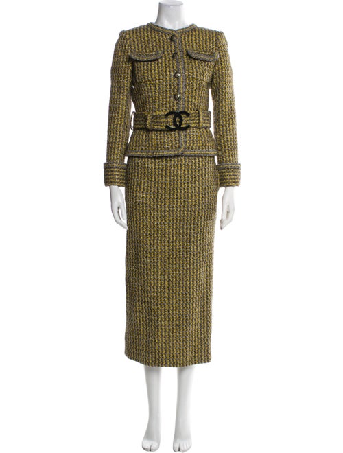 Chanel 2017 Tweed Pattern Skirt Suit