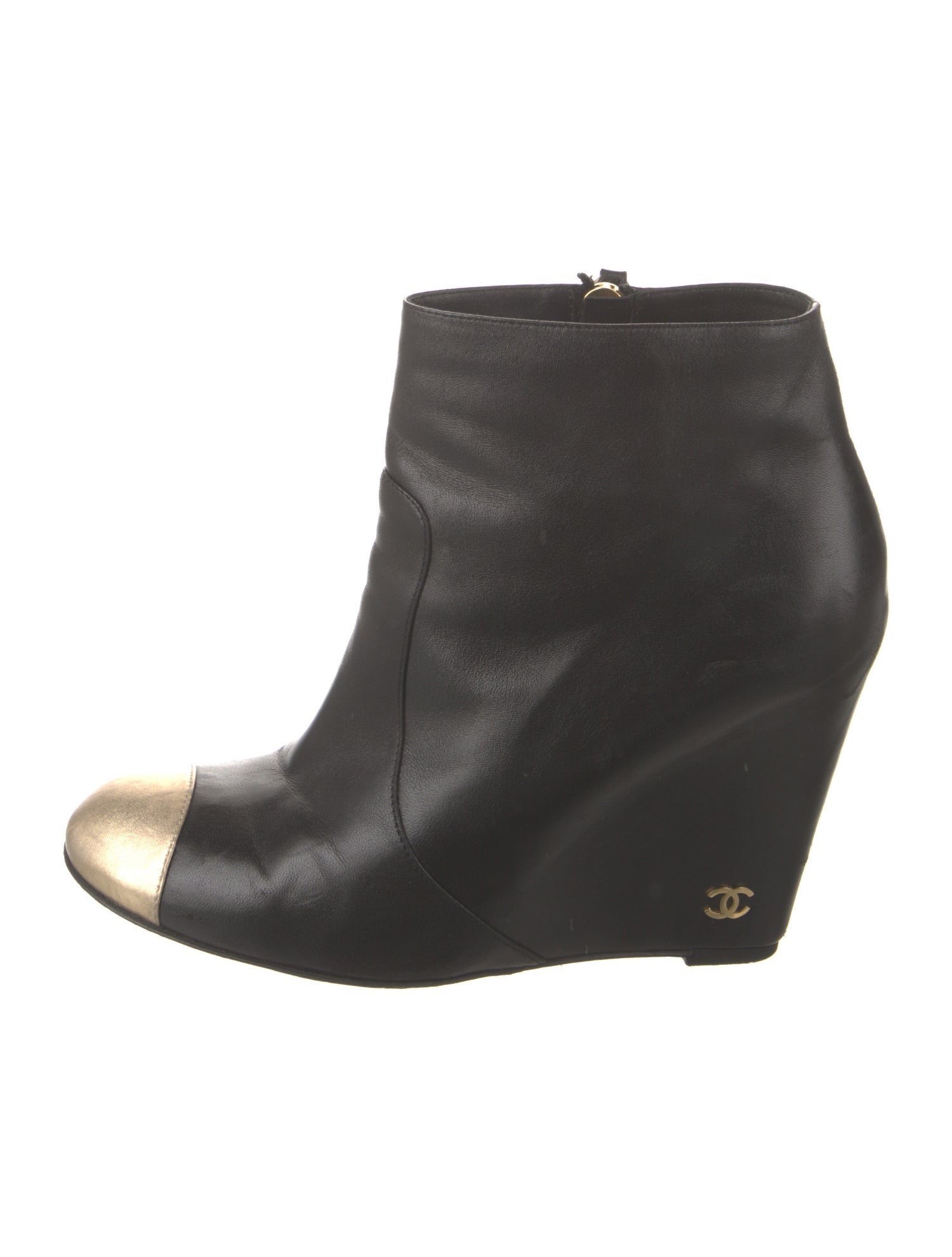 Chanel Interlocking CC Logo Leather Boots