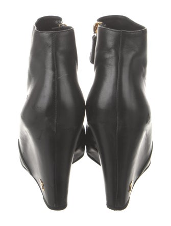 Chanel Interlocking CC Logo Leather Boots