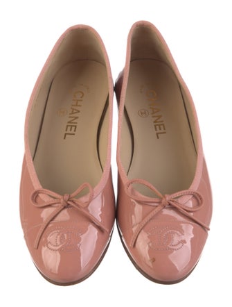 Chanel Interlocking CC Logo Patent Leather Ballet Flats