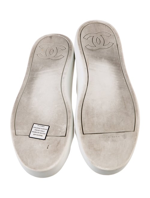 Chanel Interlocking CC Logo Leather Sneakers