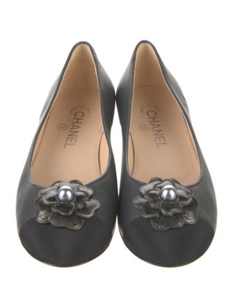 Chanel 2015 Interlocking CC Logo Flats