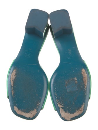 Chanel 2022 Interlocking CC Logo Slides