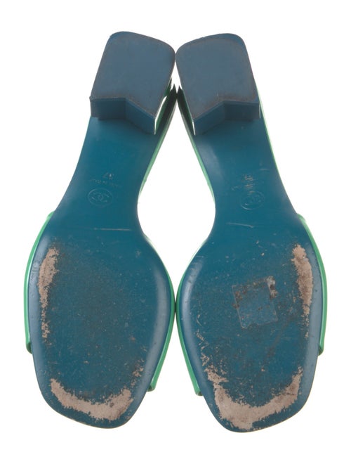 Chanel 2022 Interlocking CC Logo Slides