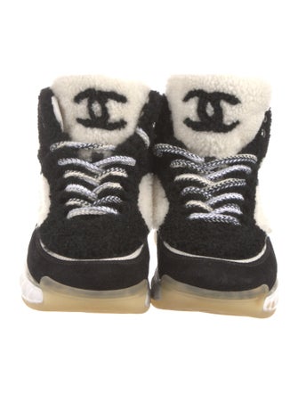 Chanel 2019 Interlocking CC Logo Sneakers